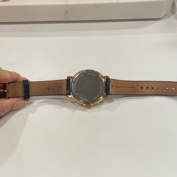 Fossil Watch - Picture 2 of 5